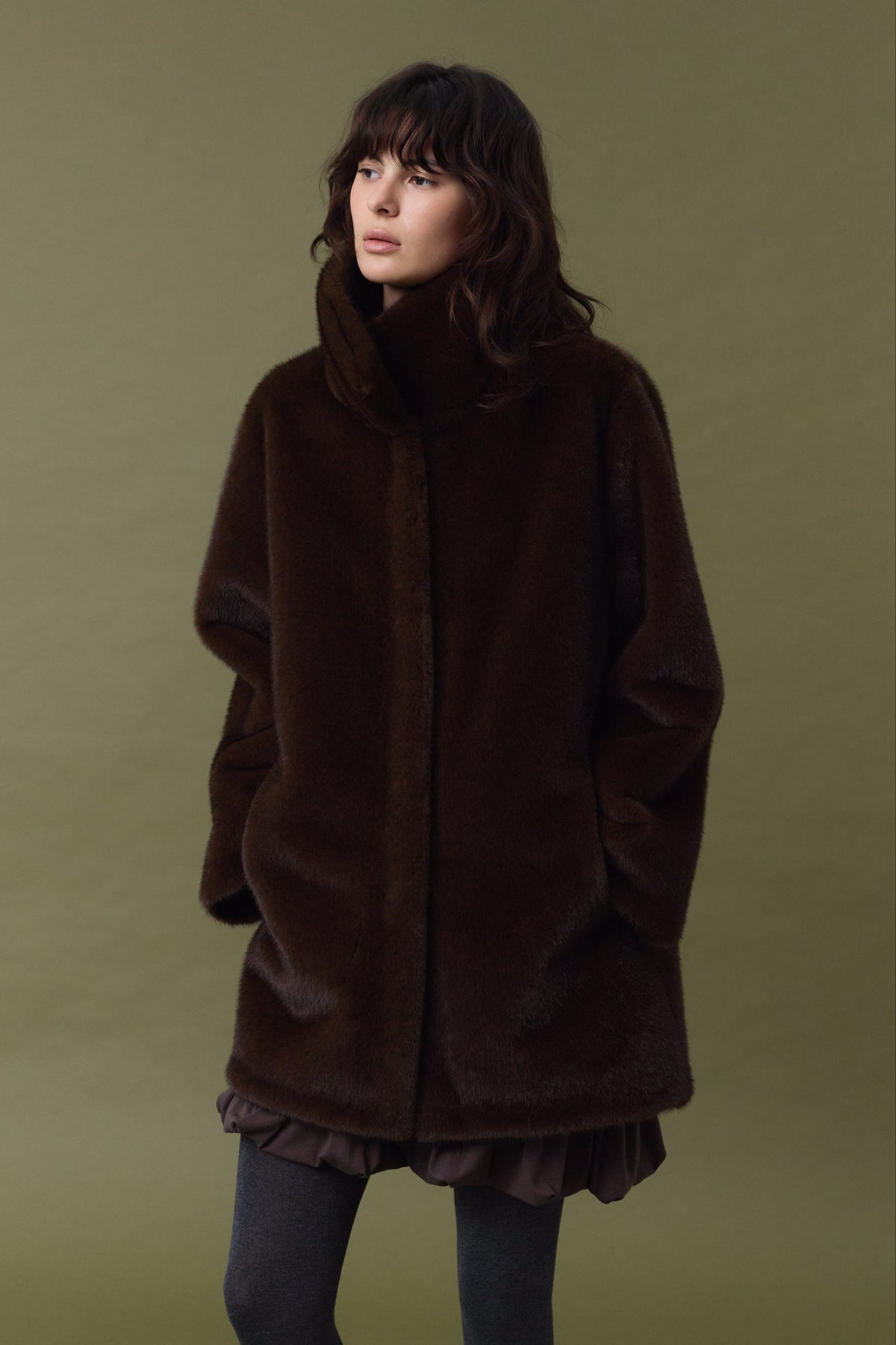 26FW CARRY FUR COAT