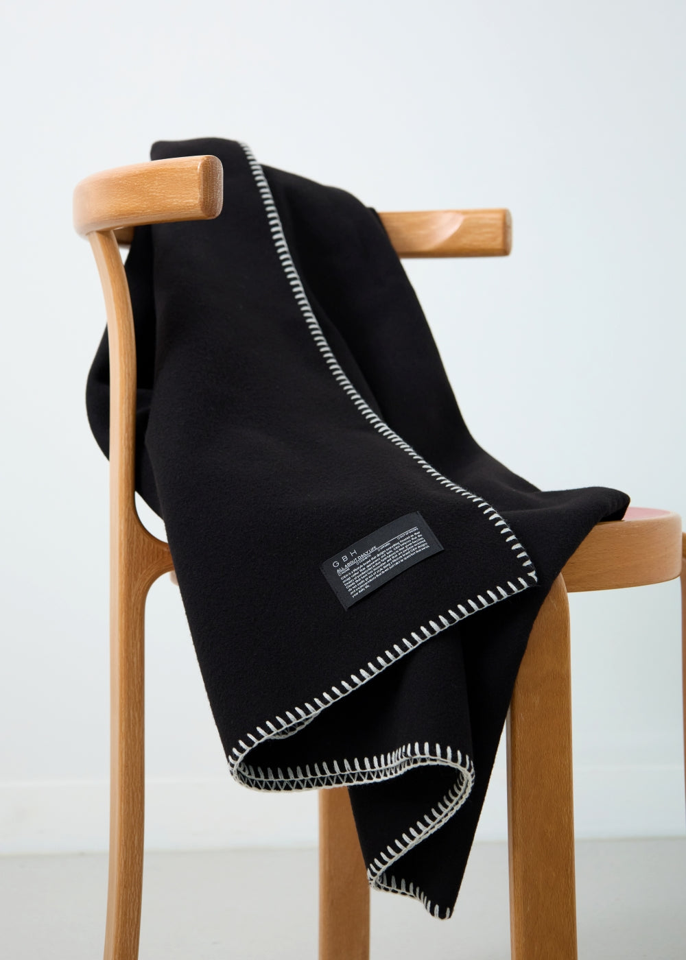 GBH HOME BLANKET BLACK