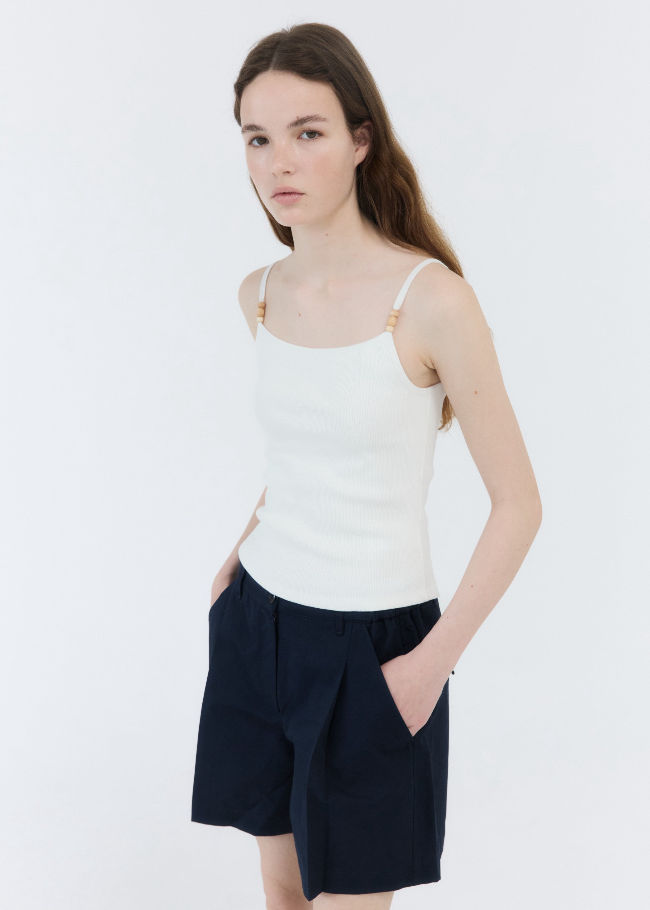 WOOD BEADS SLEEVELESS