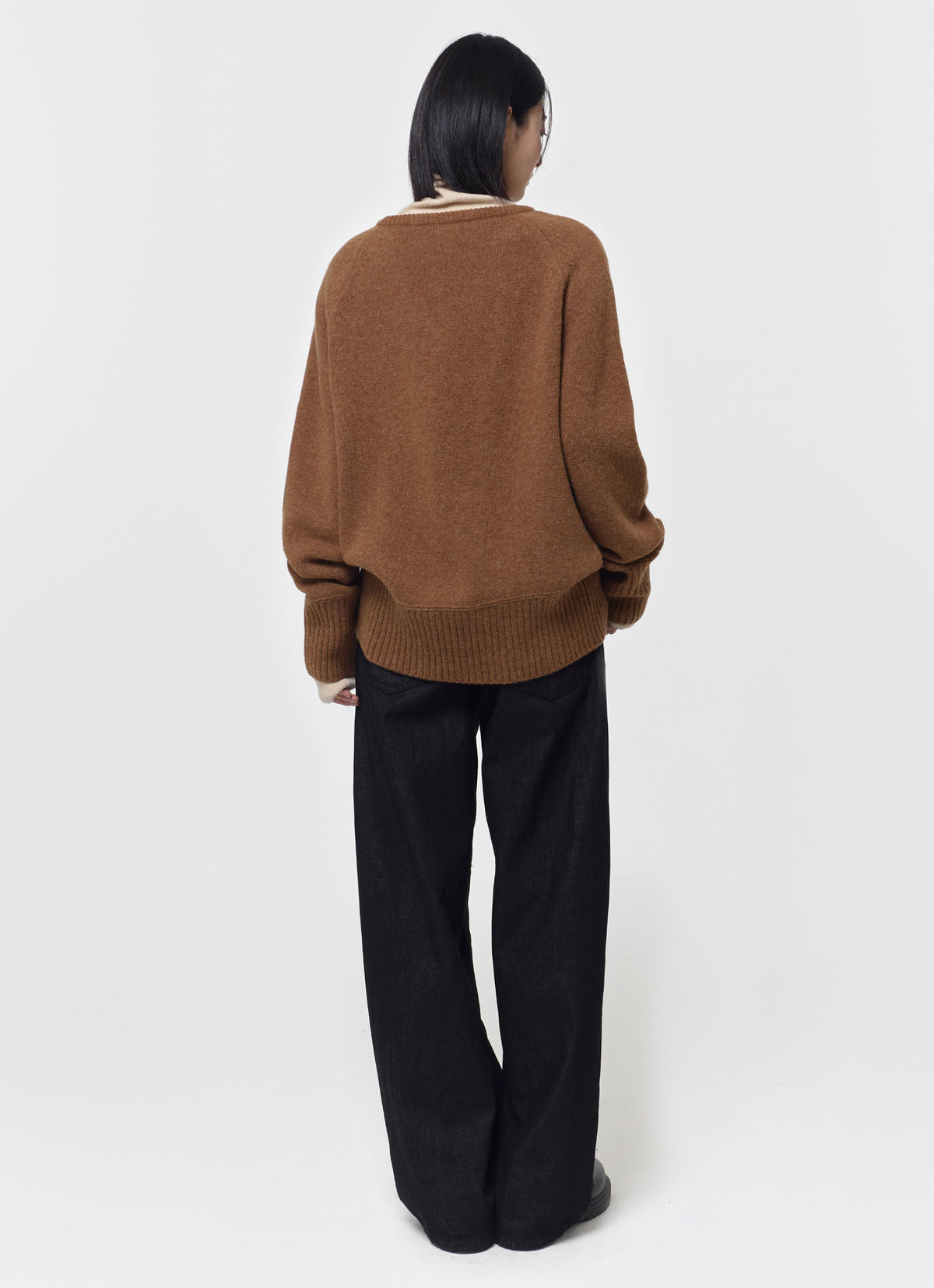 26FW WOOL V-NECK SWEATER