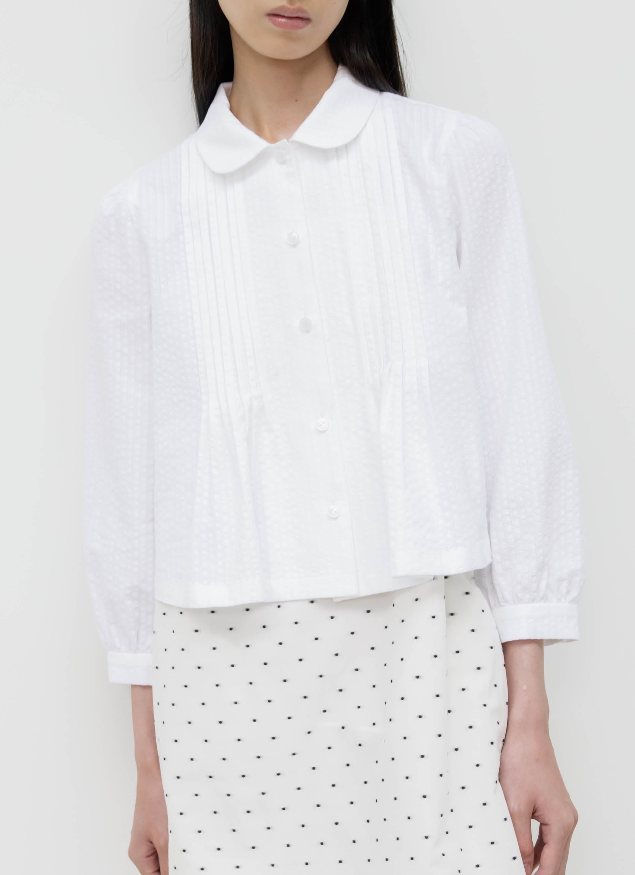 ROUND COLLAR CROP SHIRTS