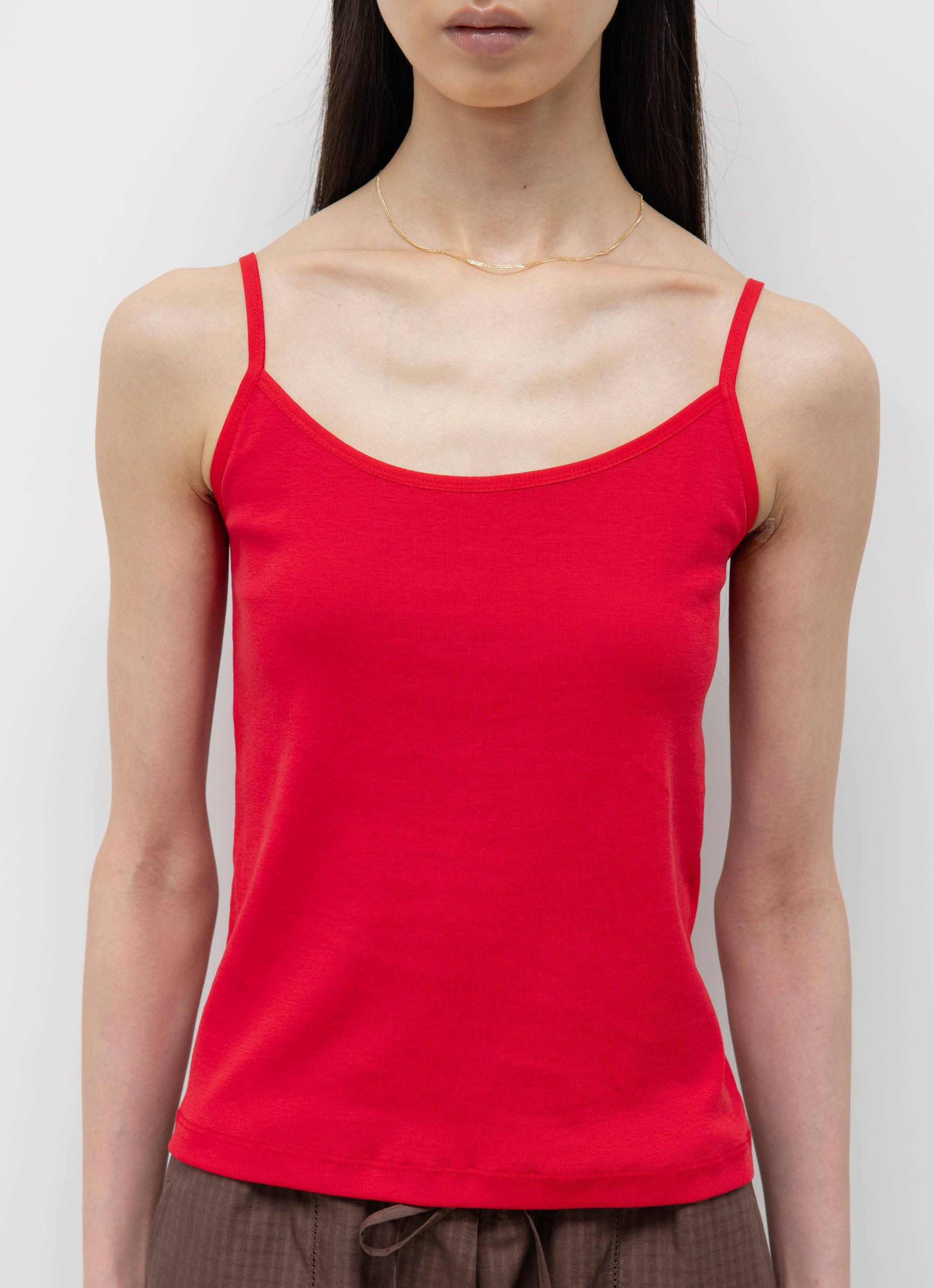 SLIM FIT BASIC SLEEVELESS