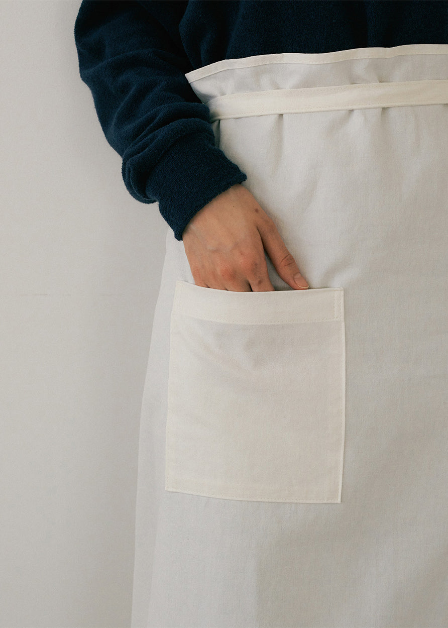 HALF APRON