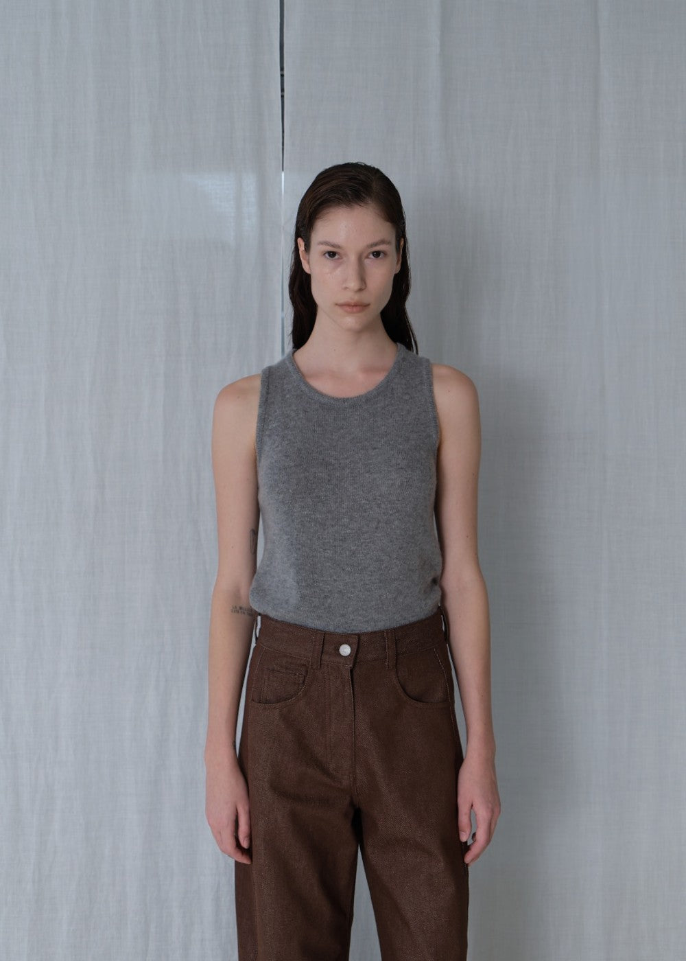 upload_20240925__APA3DM010BRS_00_cinch-back denim-brown_1.jpg