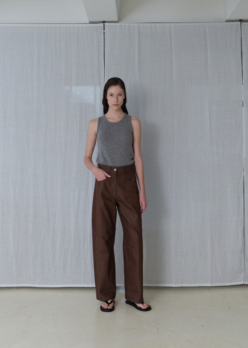 upload_20240925__APA3DM010BRS_01_cinch-back denim-brown_2.jpg