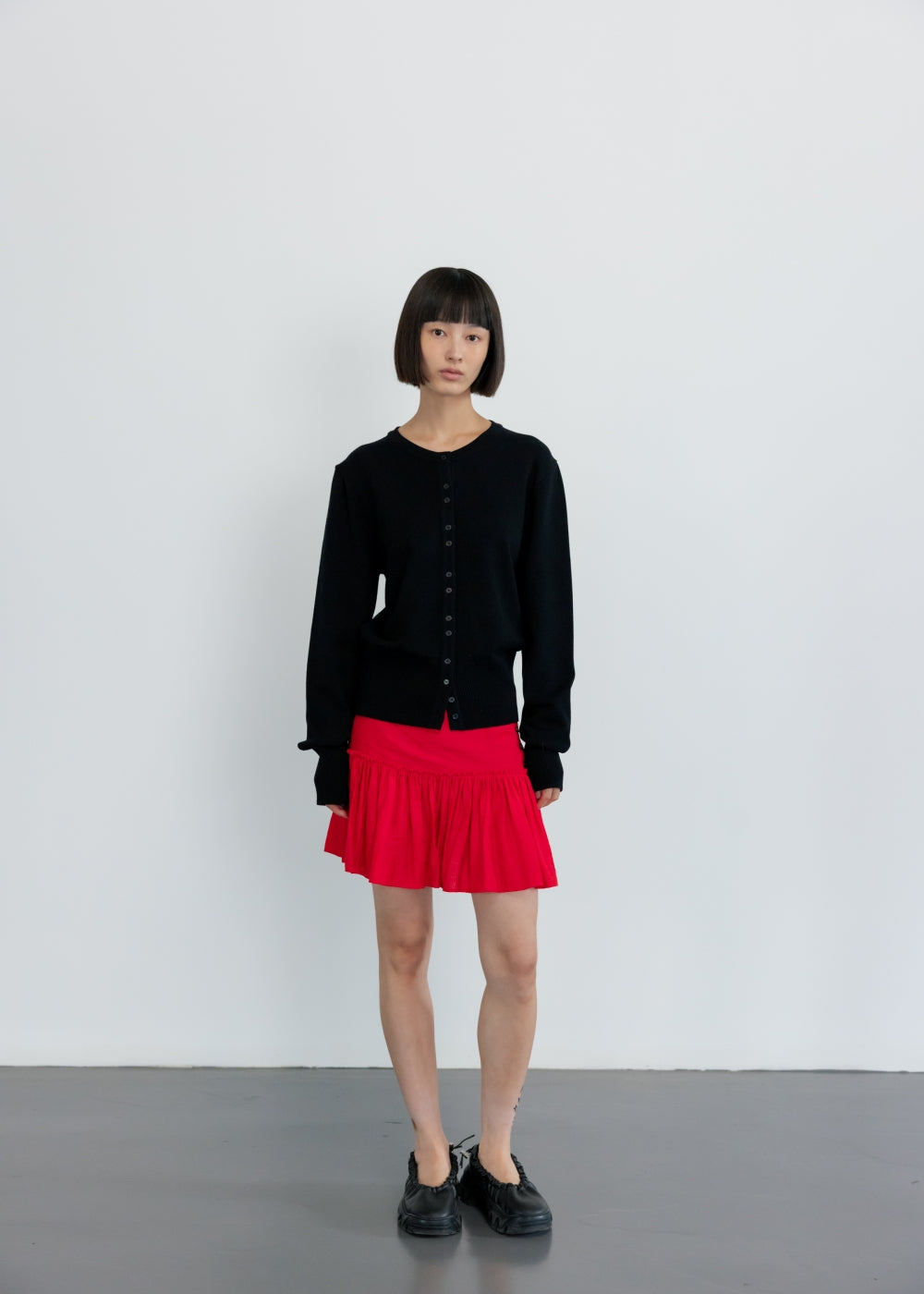 upload_20250124_APA3CD010BKFF_07_완_BUTTON CARDIGAN_BLACK_3.jpg