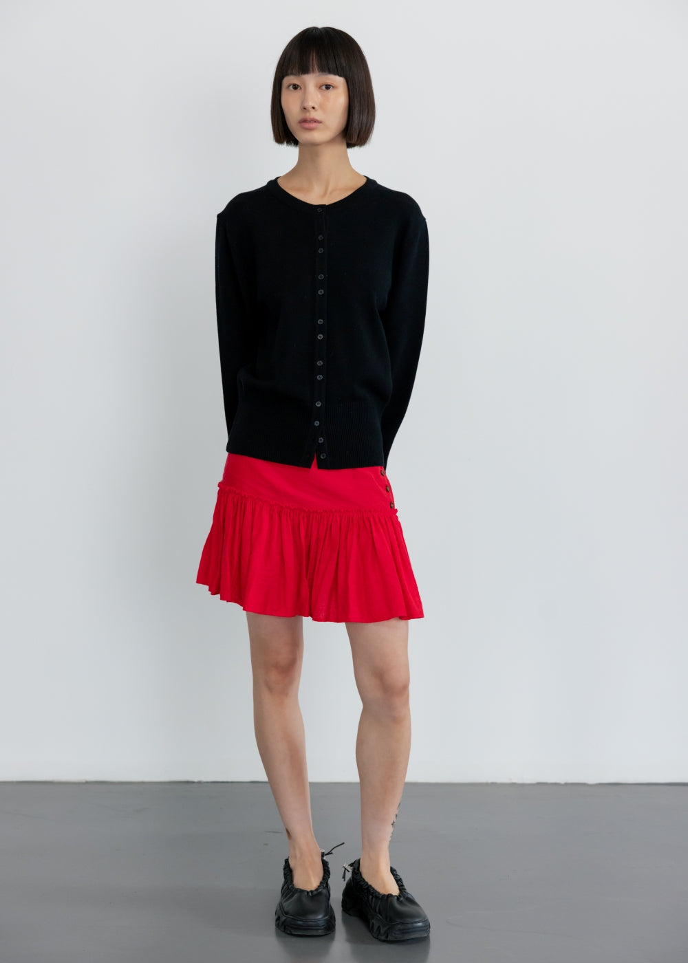 upload_20250124_APA3CD010BKFF_10_완_BUTTON CARDIGAN_BLACK_6.jpg