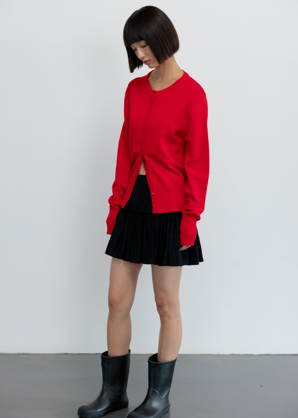 upload_20250124_APA3CD010RDFF_14_완_BUTTON CARDIGAN_RED_10.jpg