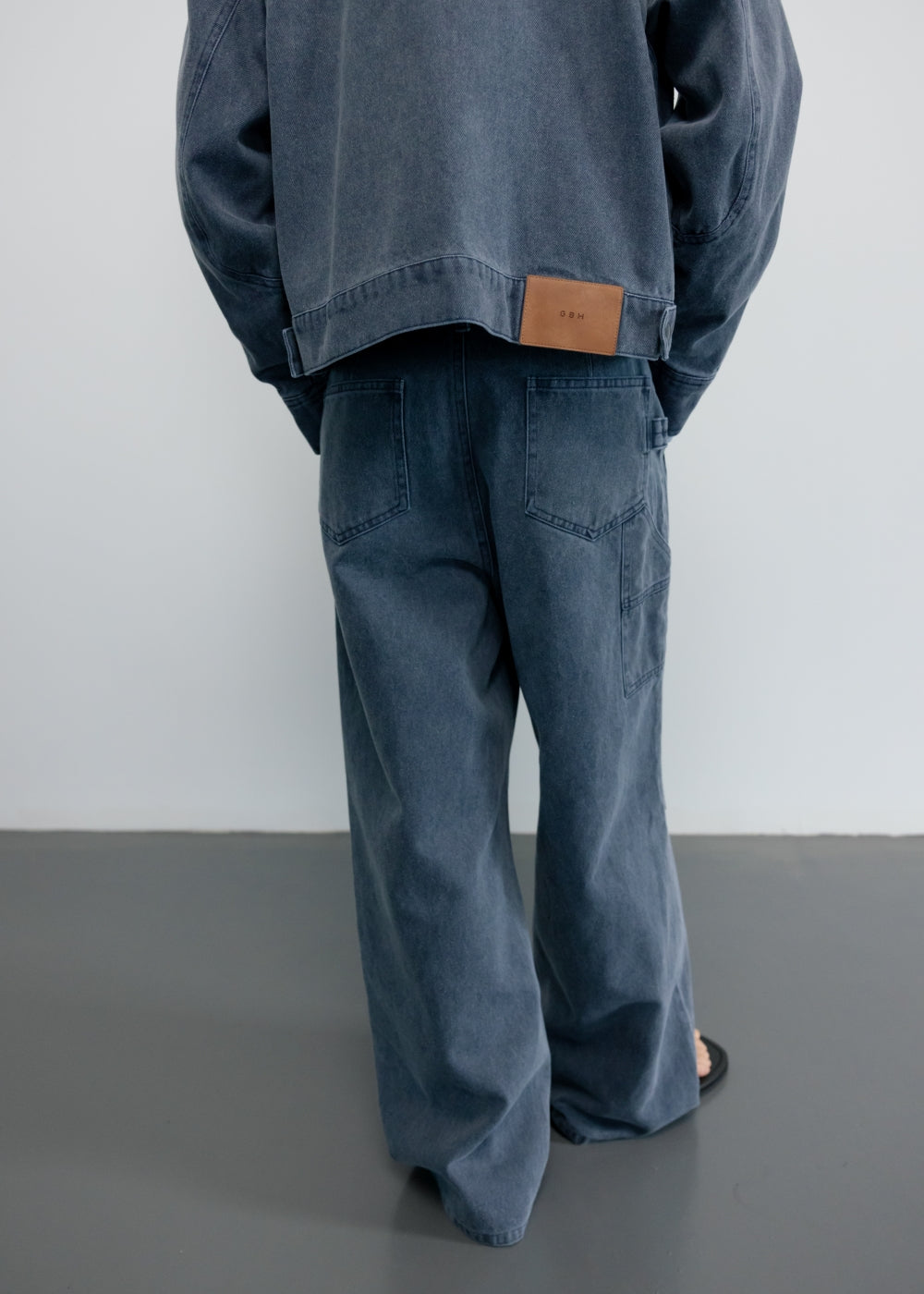 upload_20250124_APB1JK040NYFF_18_완_WASHED HUNTING JACKET_NAVY_8.jpg