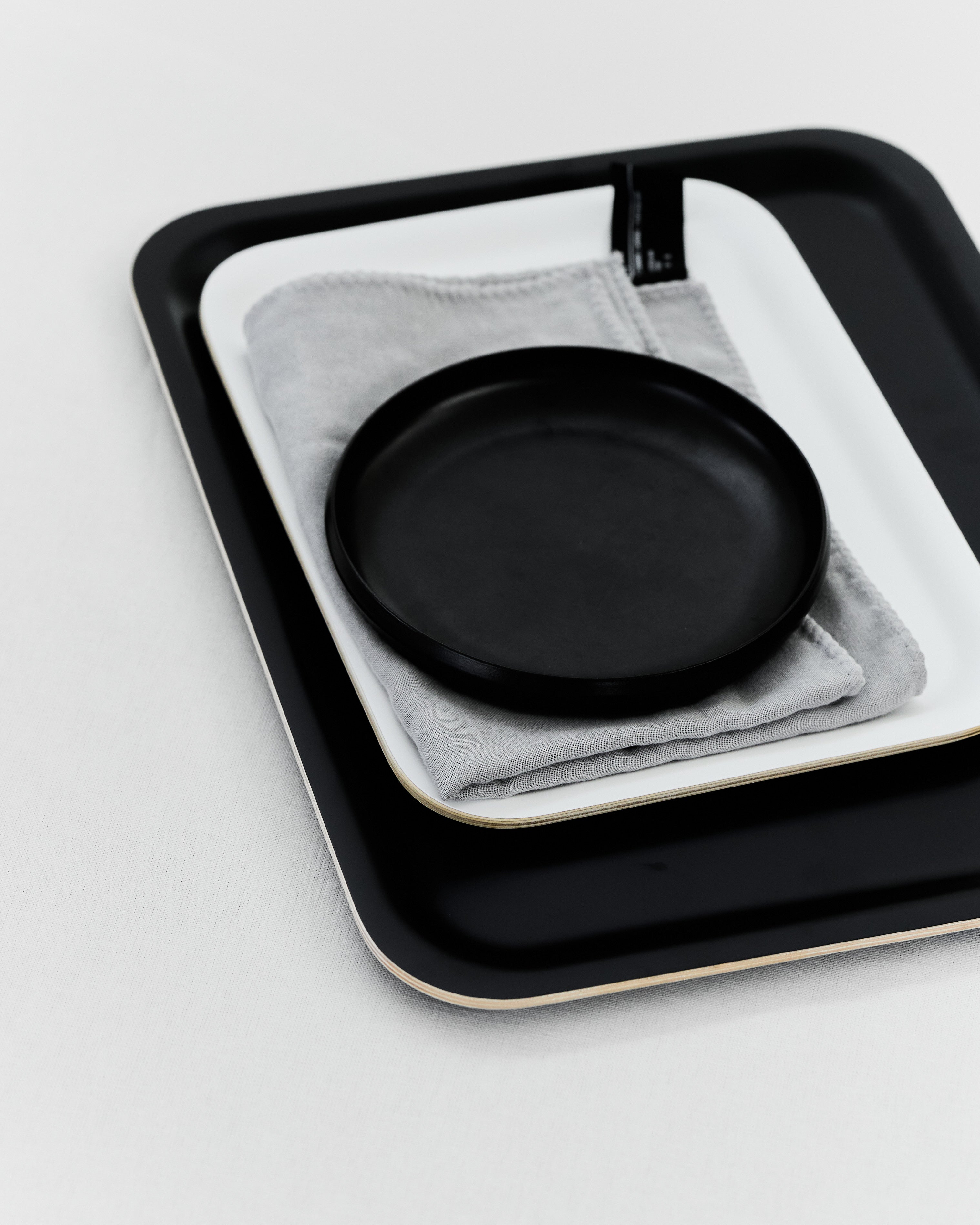 SERVING TRAY / ASH