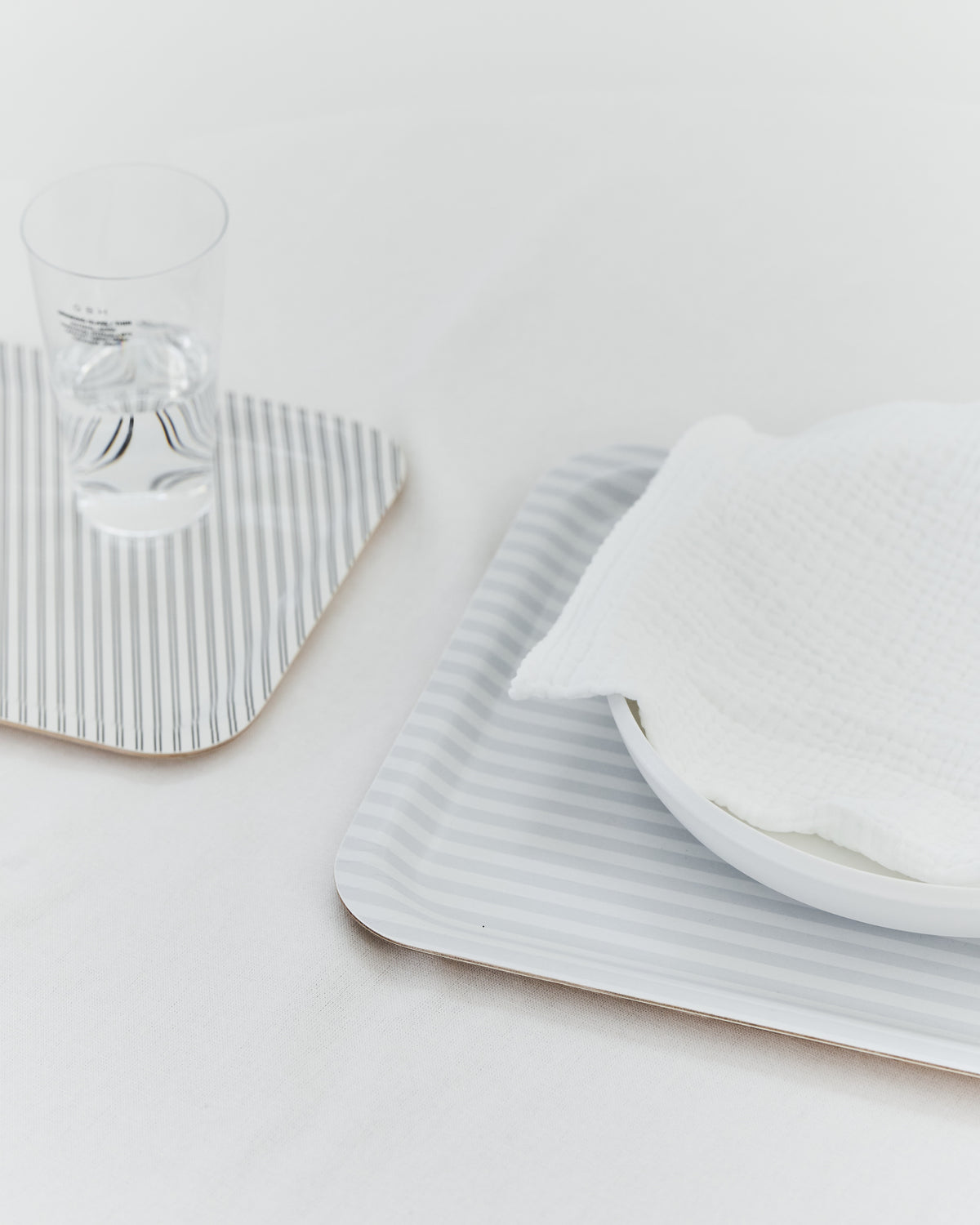 SERVING TRAY / BIRCH