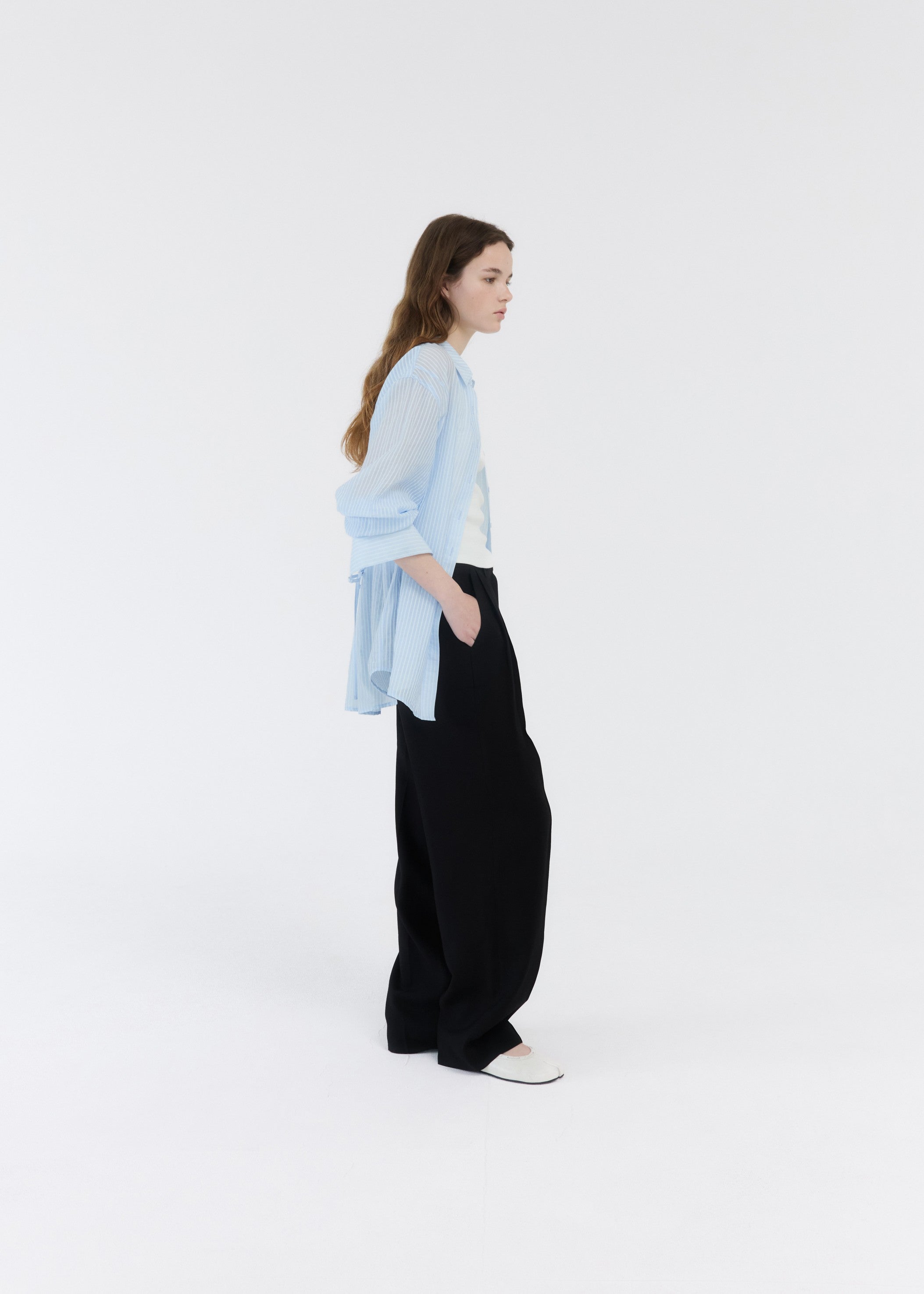 H＞DOUBLE CLOTH WIDE TAPERED PANTS TWO-TUCK WIDE PANTS