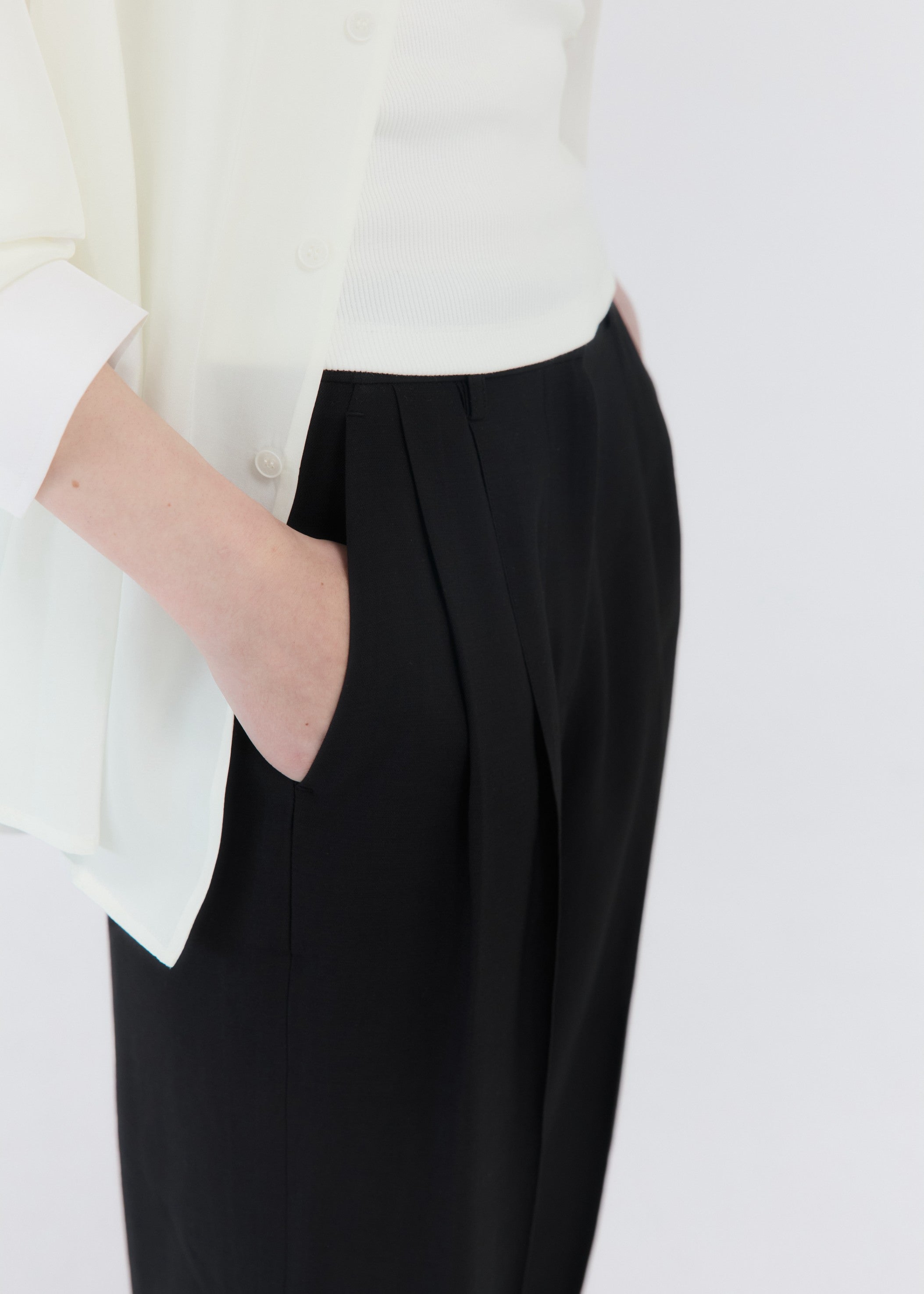 TWO-TUCK WIDE PANTS
