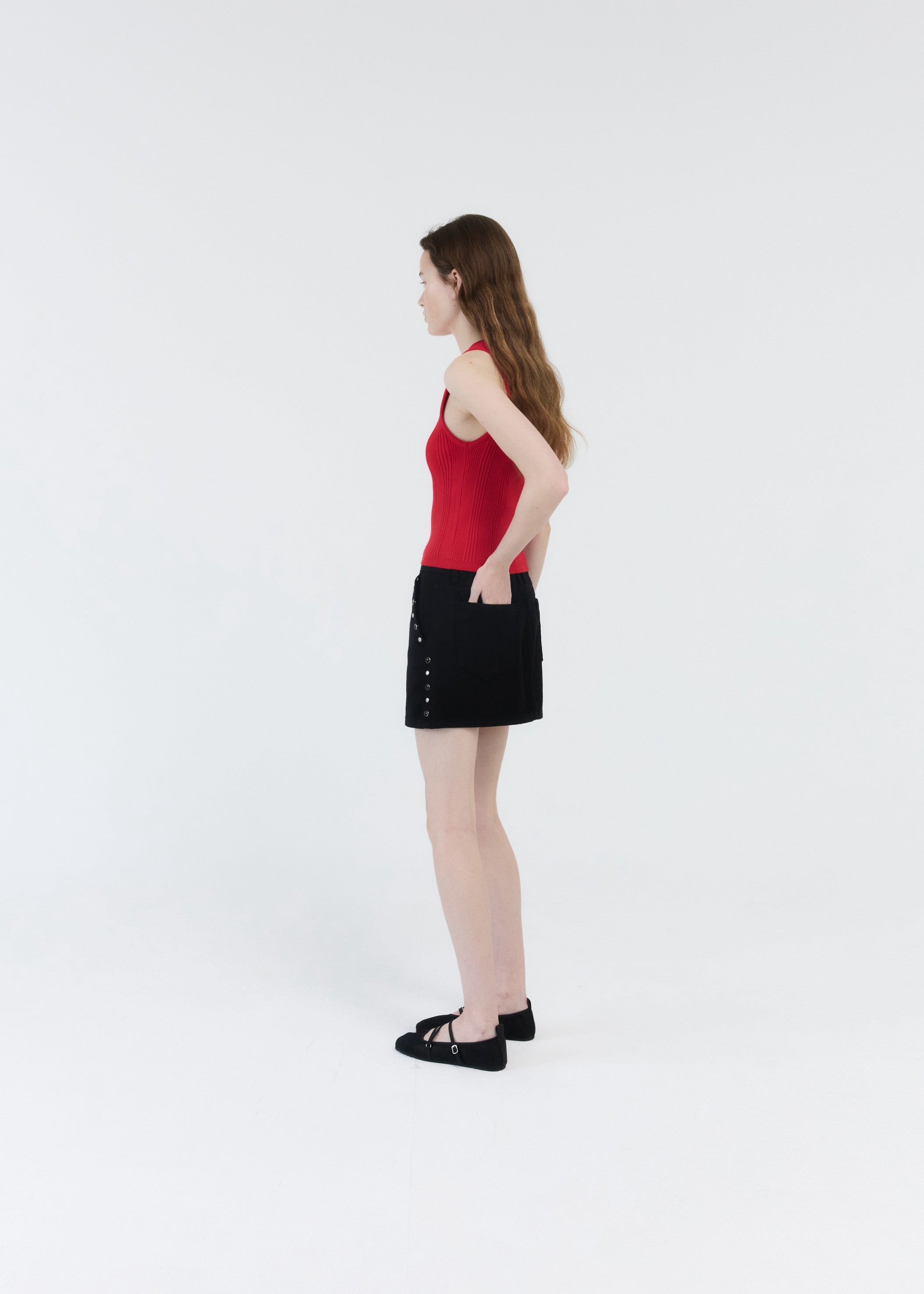 RIBBED SLIM SLEEVELESS TOP
