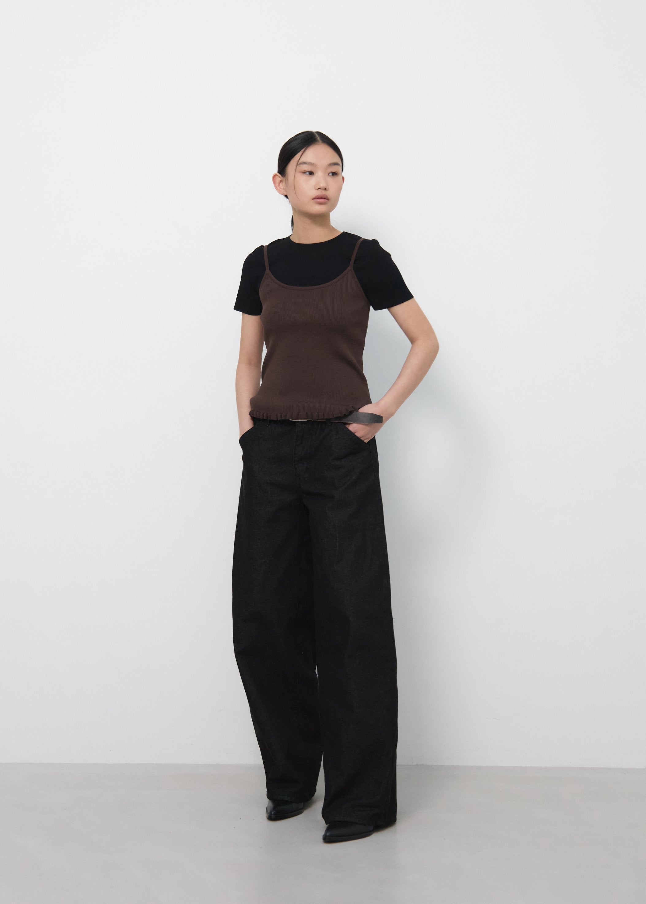 WIDE CINCH-BACK JEAN