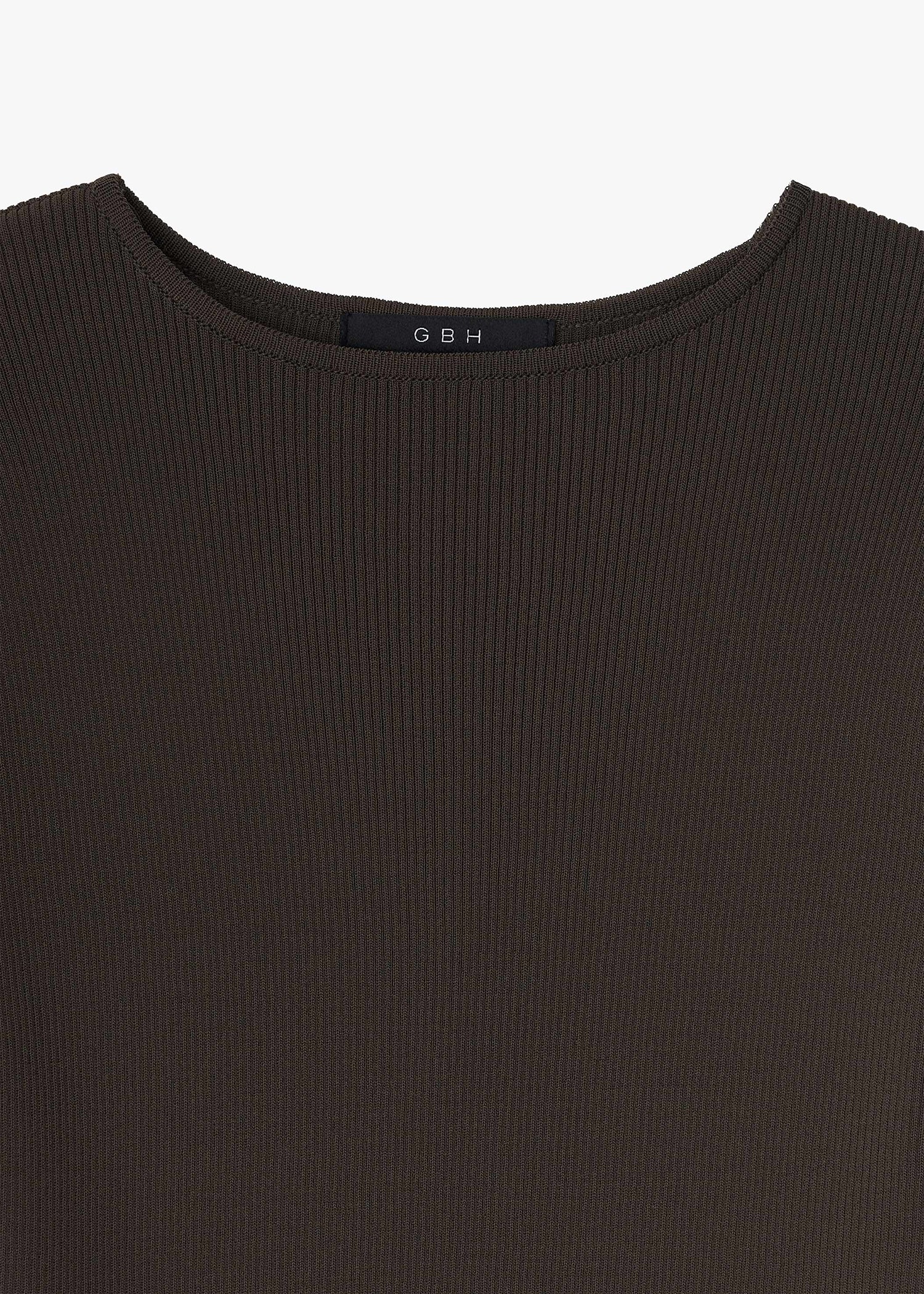 RIBBED HALF SLEEVE KNIT