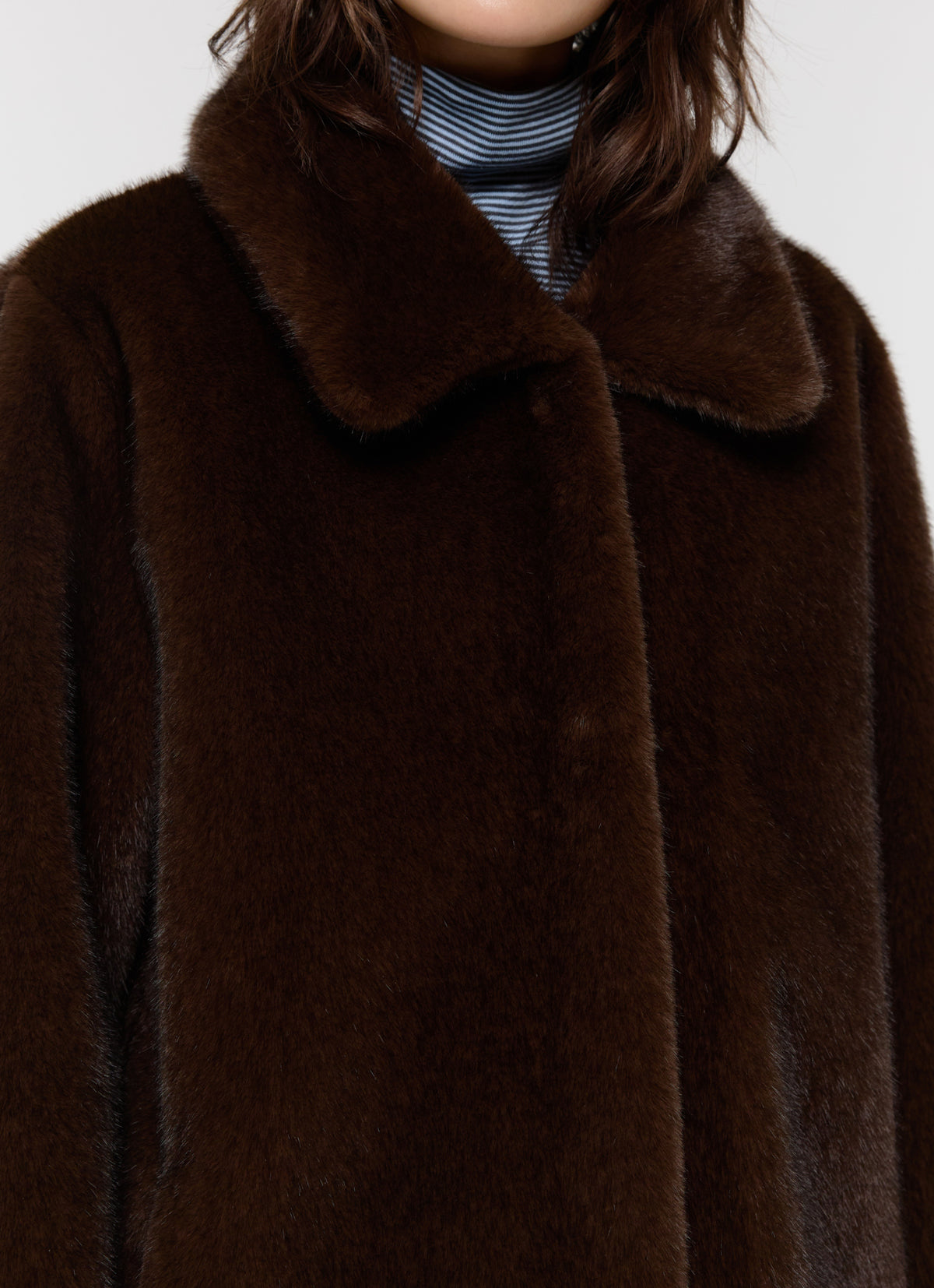 26FW CARRY FUR COAT
