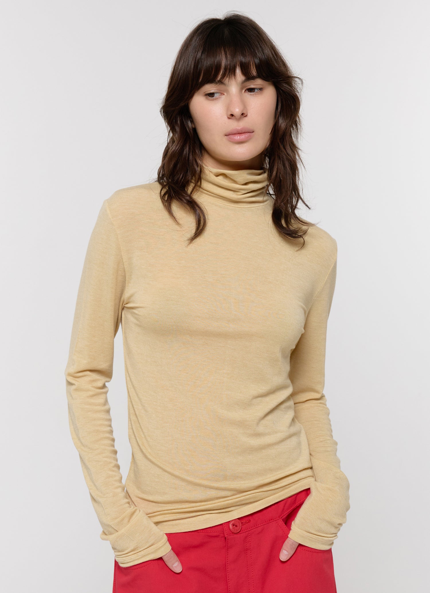 TURTLE NECK SLIM TOP