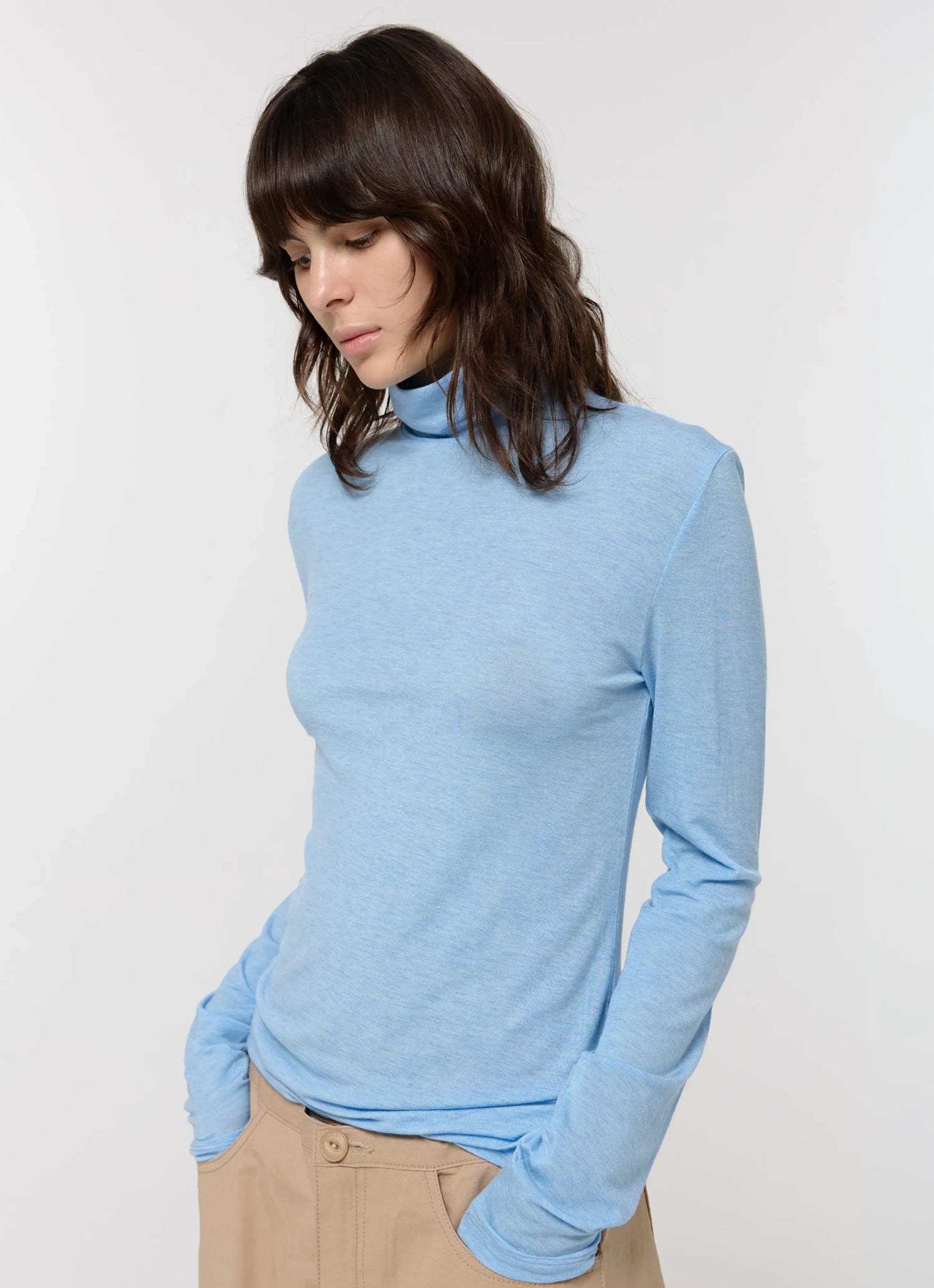 TURTLE NECK SLIM TOP