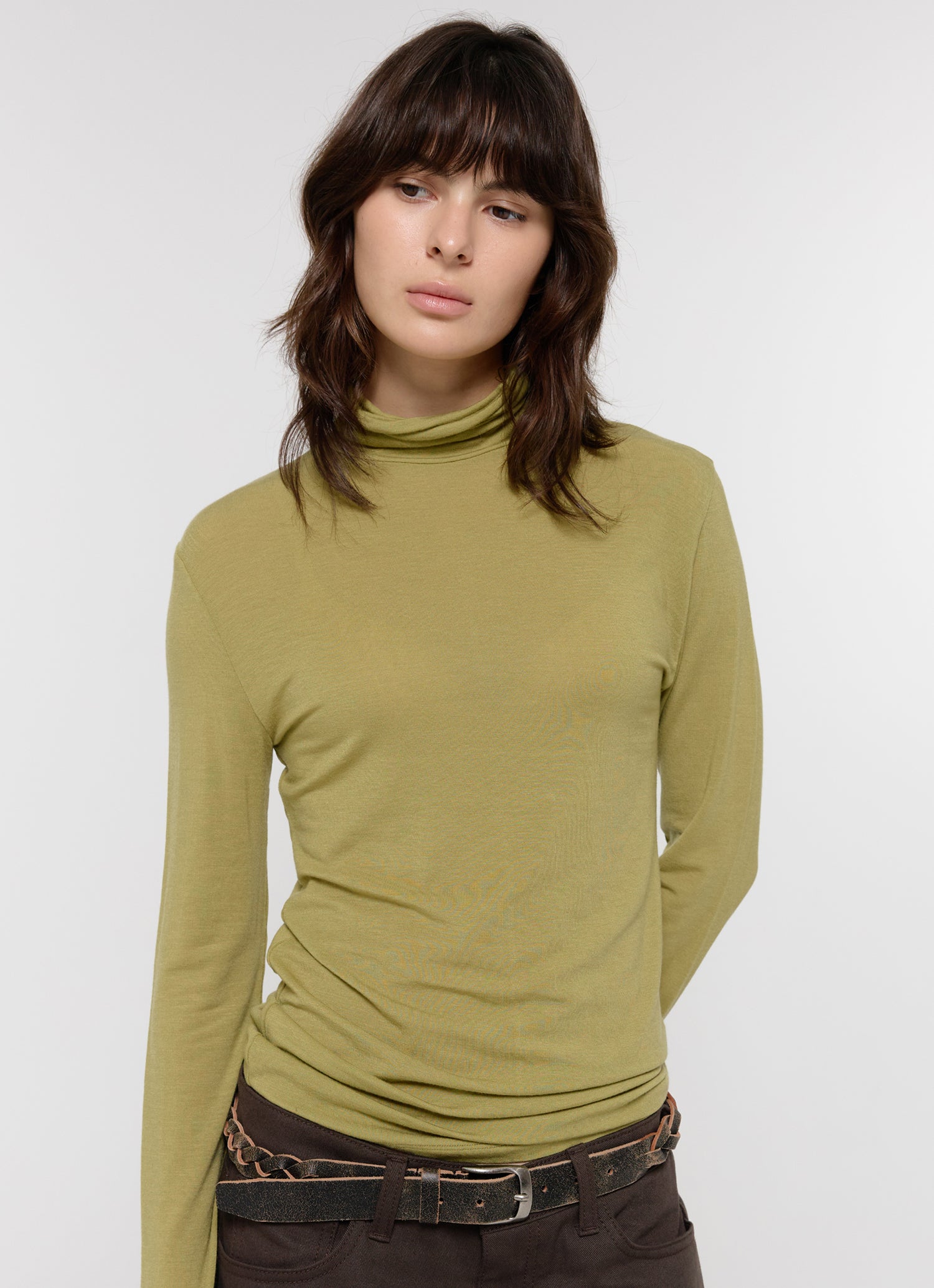 TURTLE NECK SLIM TOP