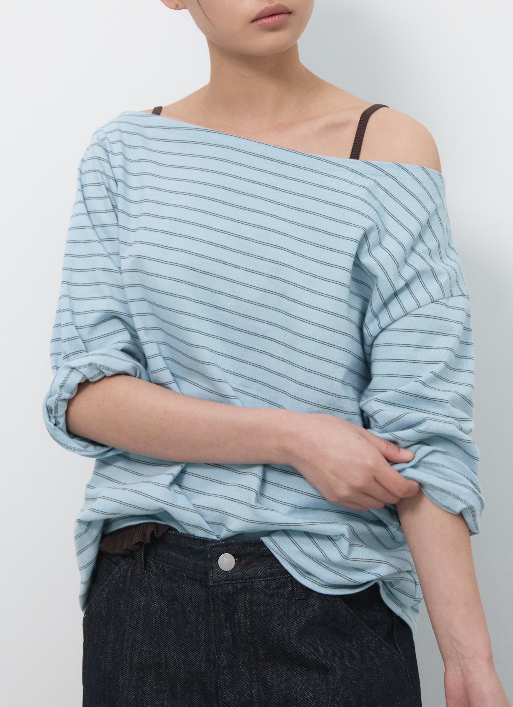 OFF SHOULDER STRIPE TOP