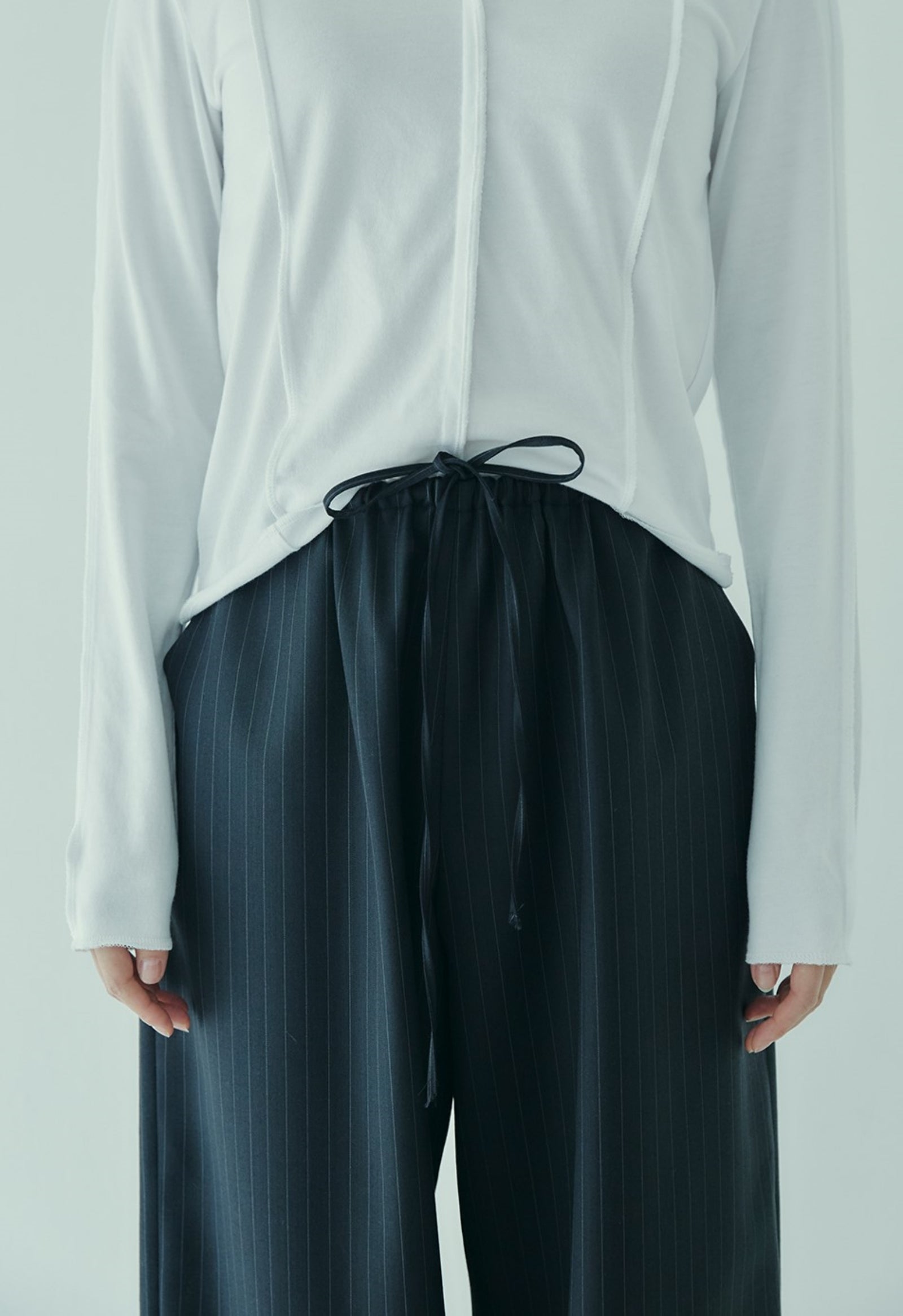 PIN STRIPE DRAW STRING PANTS