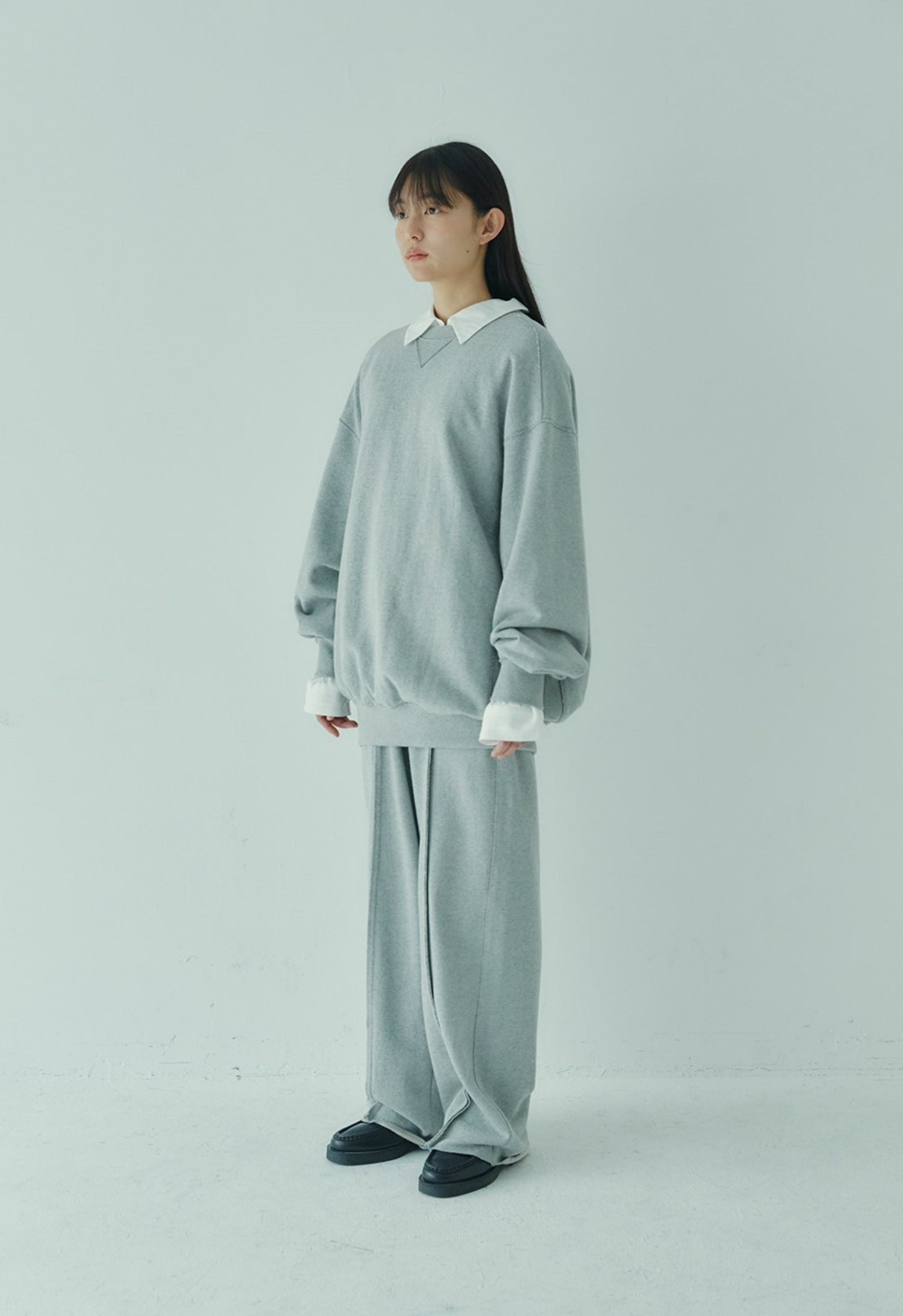 OUTSTITCH LINE SWEAT PANTS