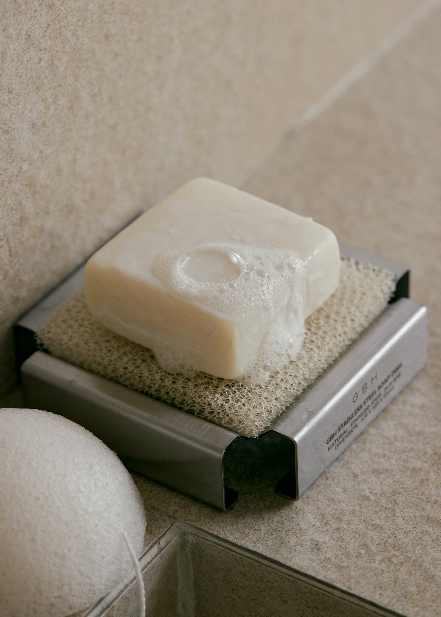 FACIAL MOIST SOAP