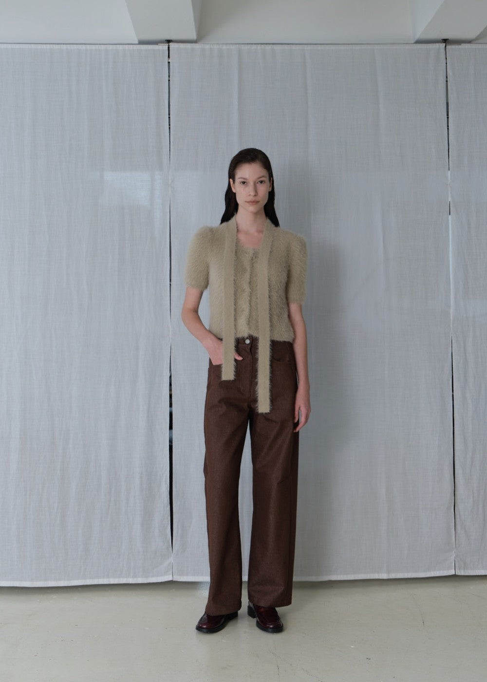 【24時間以内発送】CINCH BACKデニムパンツ36サイズ plage CINCH BACK DENIM パンツ 36 シンチバック デニム