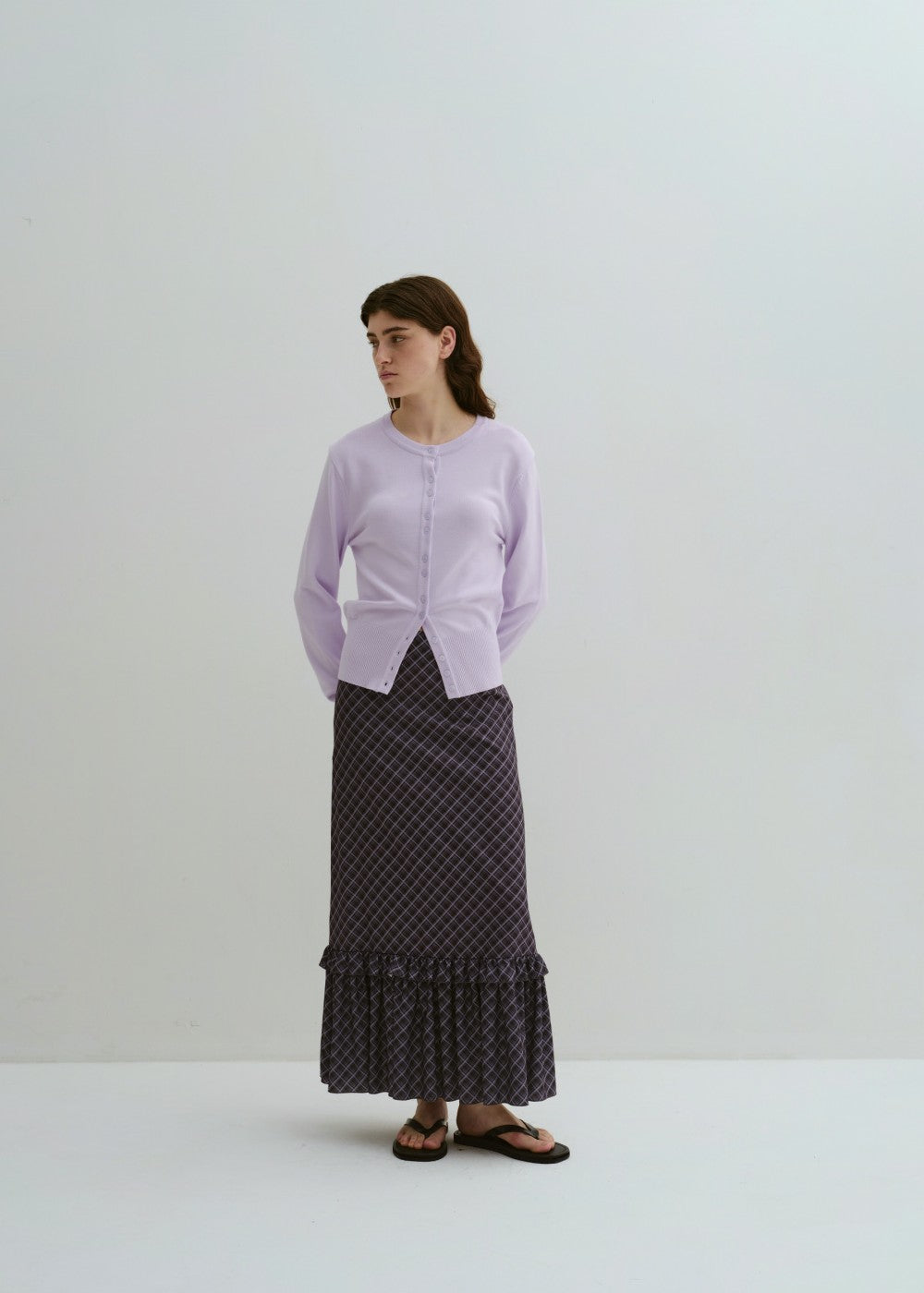 upload_20240925__APA3SK030GYS_06_frill long skirt-grey_7.jpg