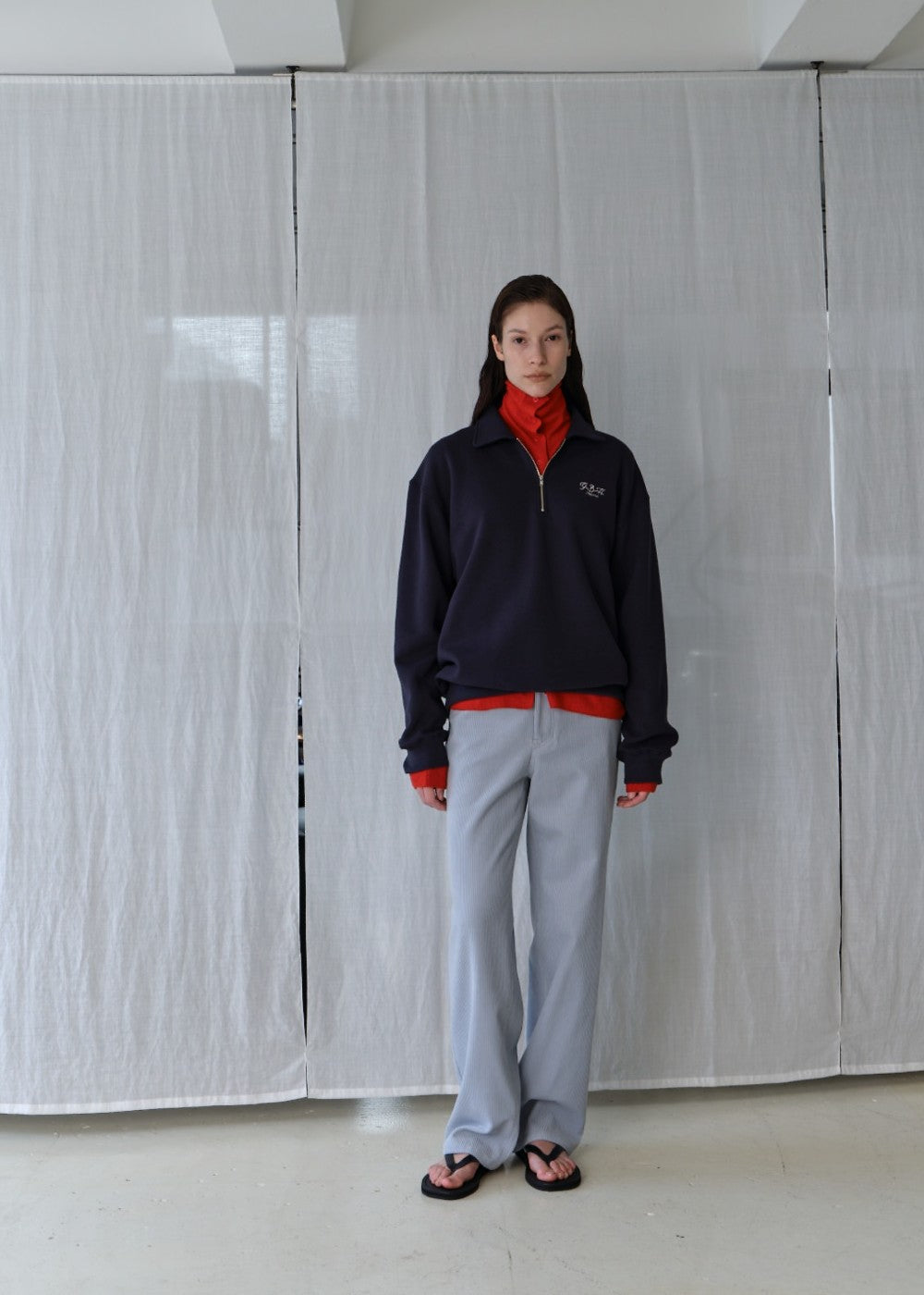 upload_20240925__APA3SW030IVFF_13_half zip-up sweatshirt-navy_2.jpg