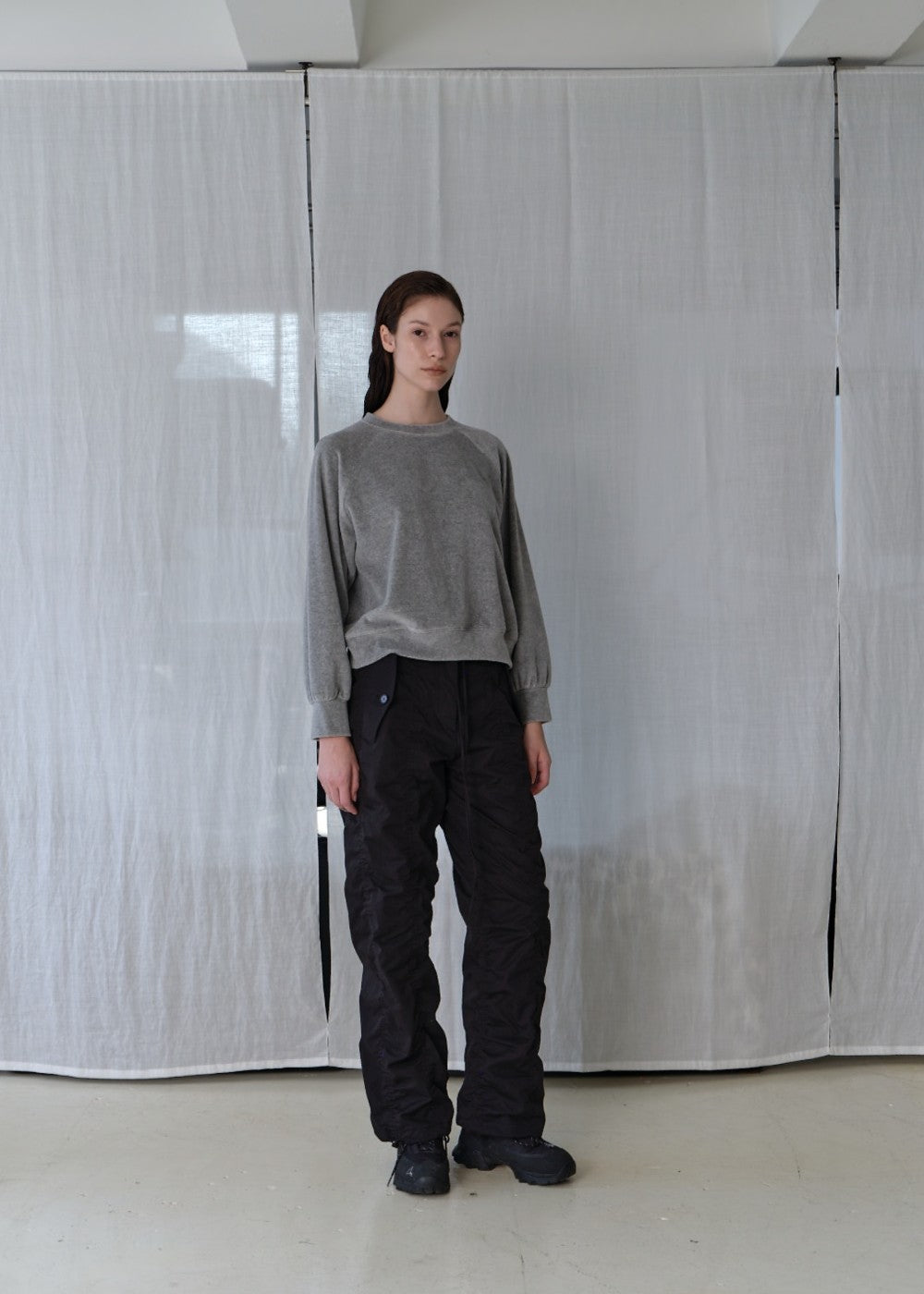 upload_20240925__APA3SW040MGFF_14_velour sweatshirt-melange grey_2.jpg