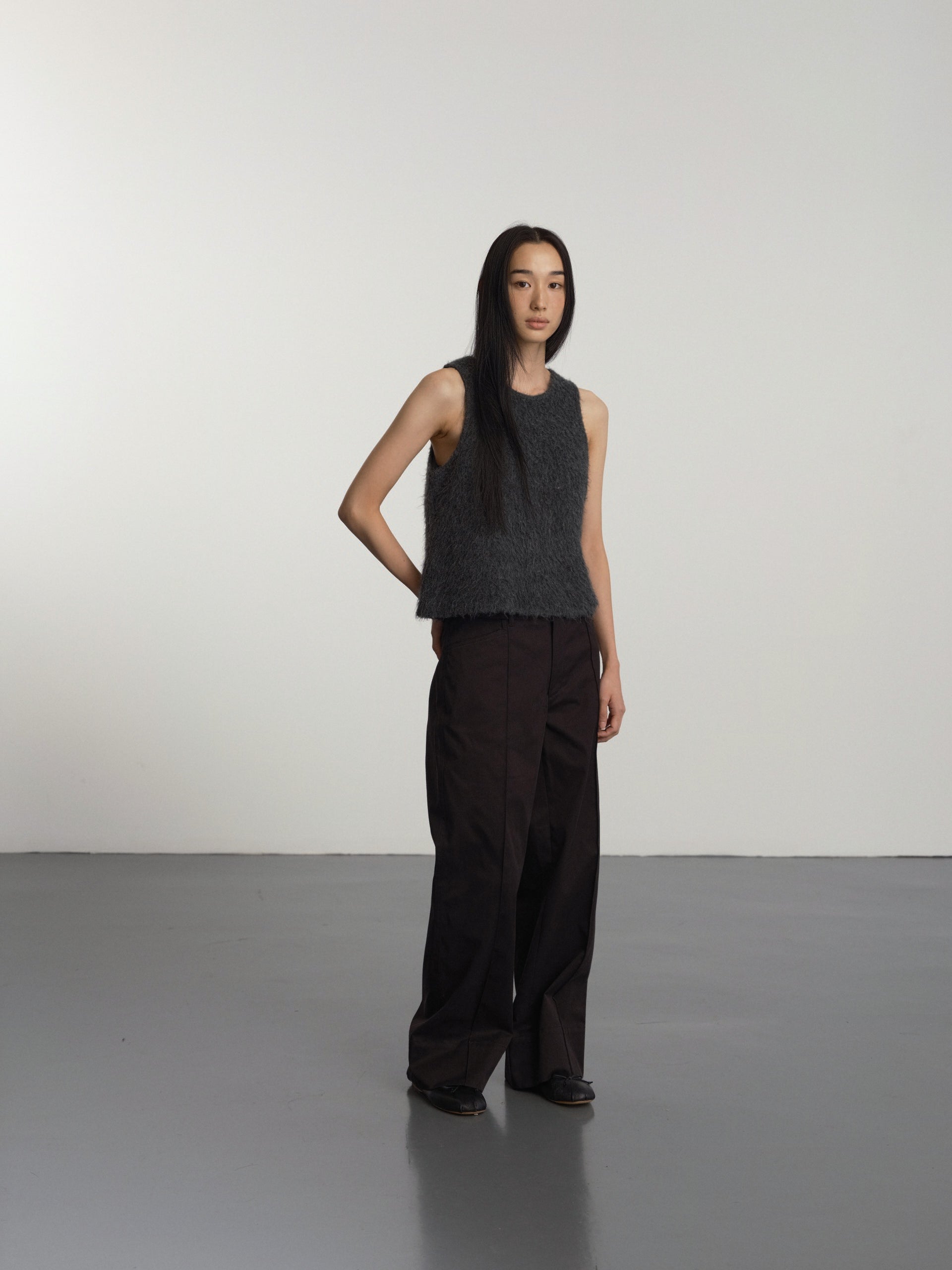 LOWRISE STRAIGHT PANTS