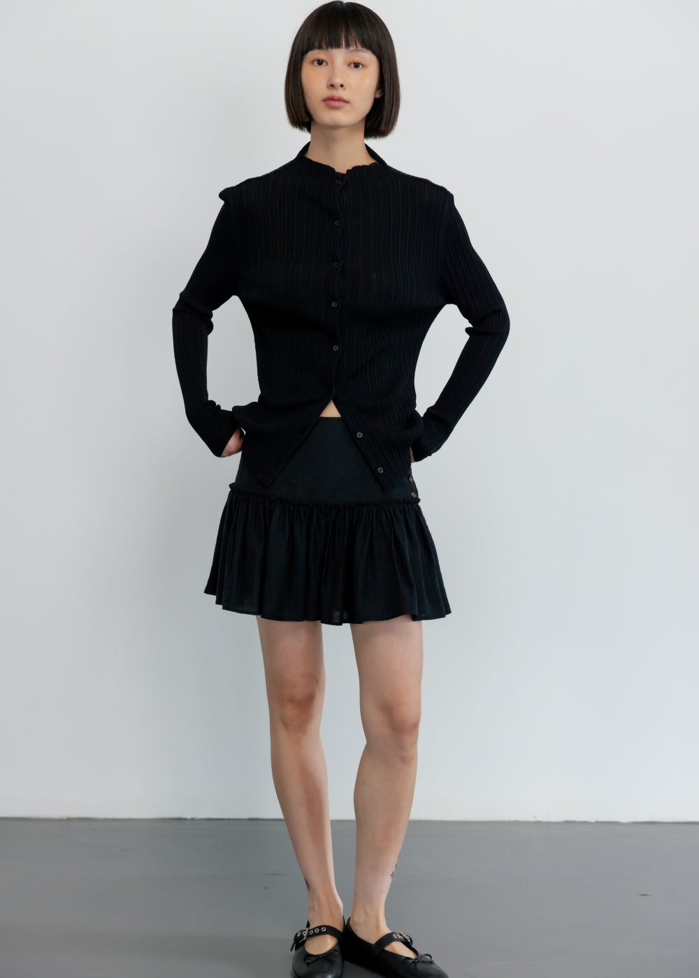 upload_20250124_APA3CD040BKFF_14_완_MOCK-NECK PLEATS CARDIGAN_BLACK_8.jpg