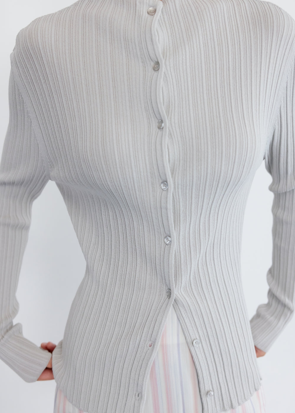 upload_20250124_APA3CD040LGFF_14_완_MOCK-NECK PLEATS CARDIGAN_LIGHT GREY_8.jpg