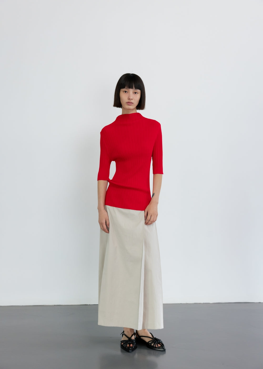 upload_20250124_APA3TP010RDFF_08_완_SLIM PLEATS TOP_RED_3.jpg