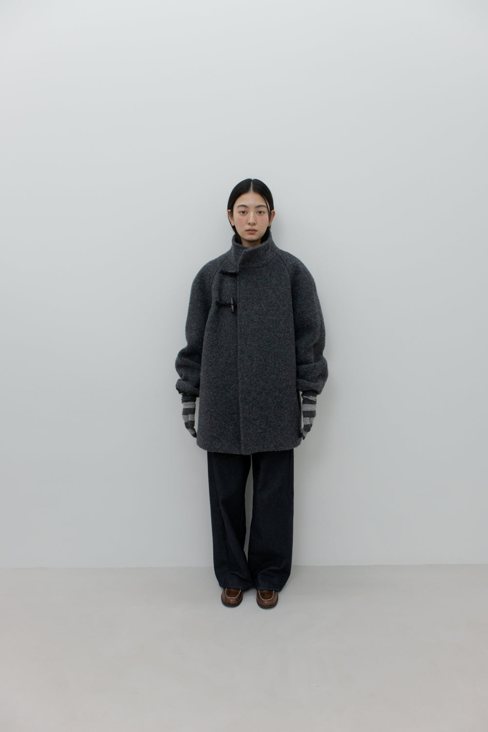 HIGH-NECK TOGGLE COAT