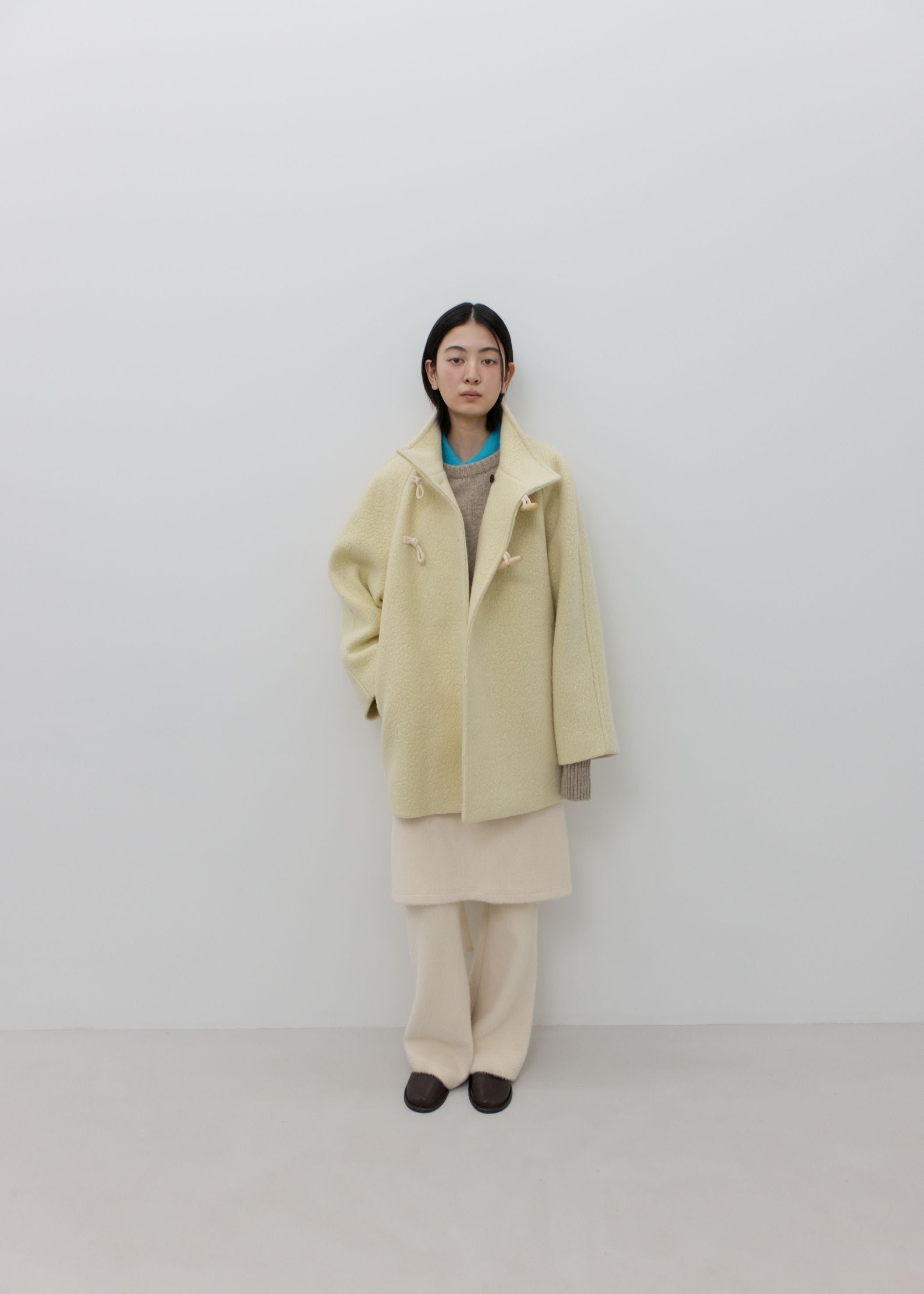 HIGH-NECK TOGGLE COAT