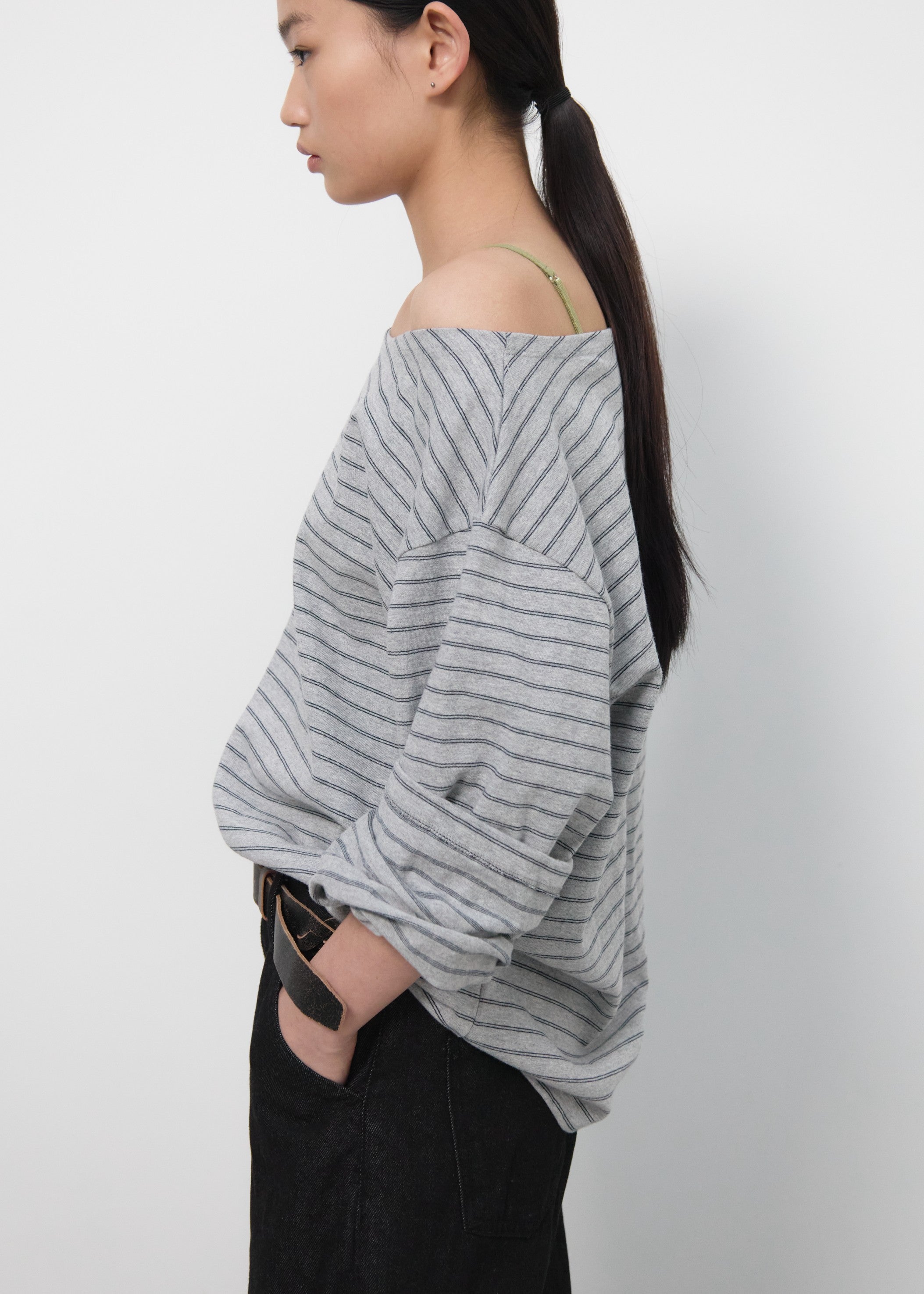 OFF SHOULDER STRIPE TOP｜ストライプオフショルダートップス｜GBH Japan